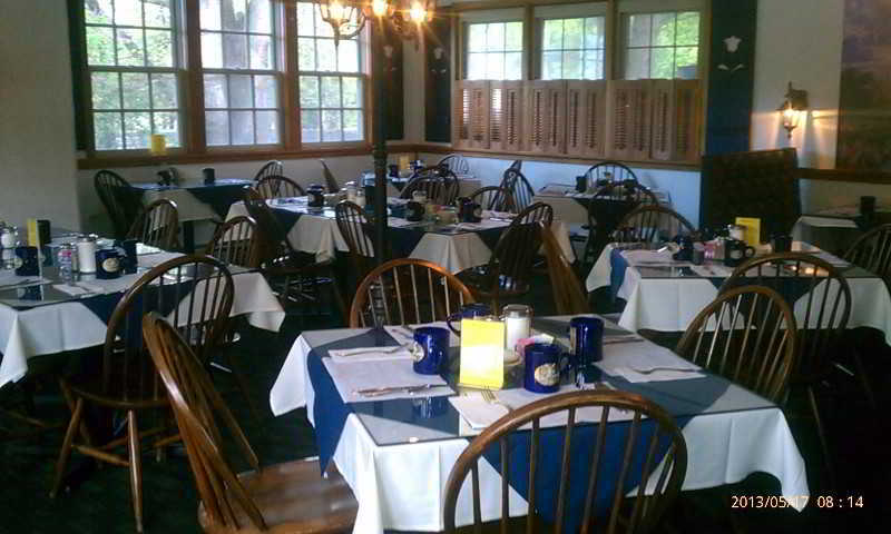 Grey Fox Inn Stowe Exterior photo