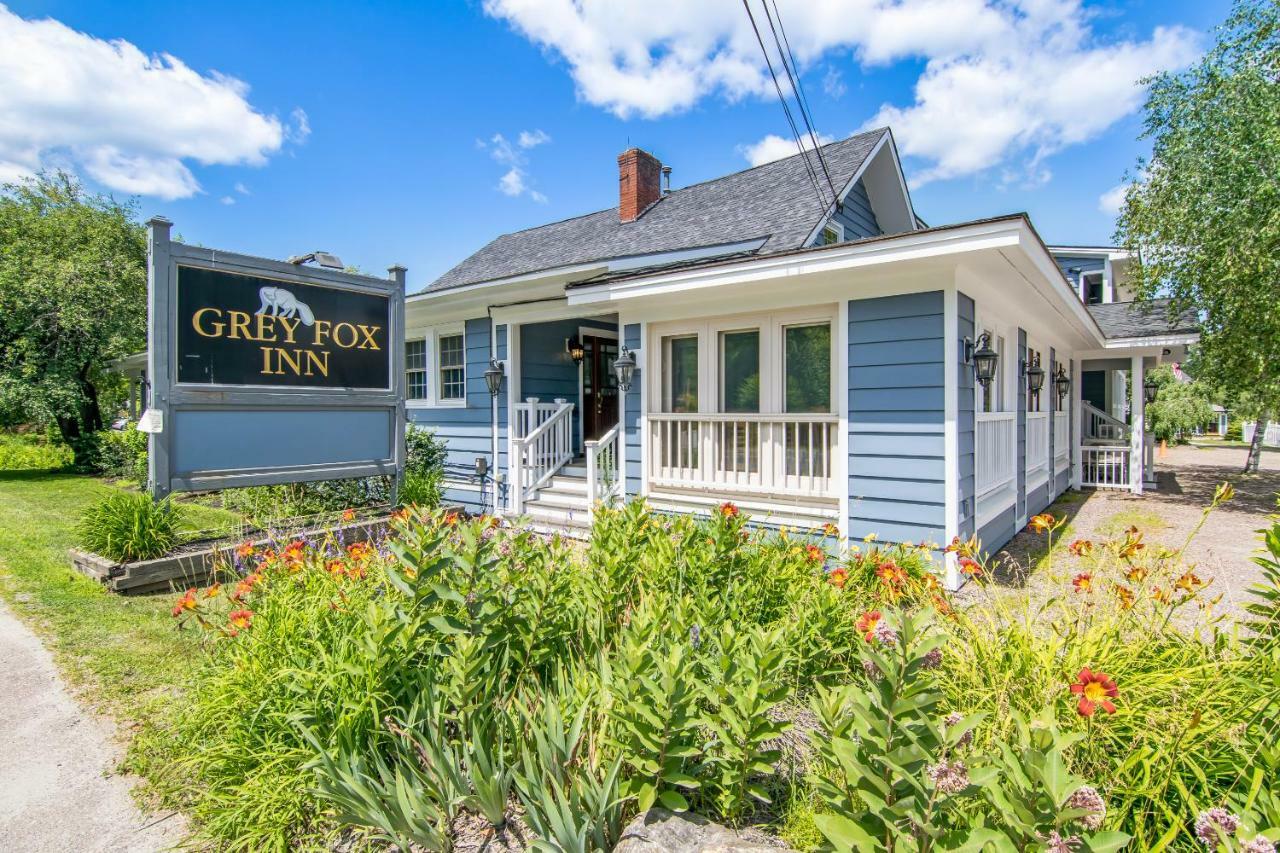 Grey Fox Inn Stowe Exterior photo